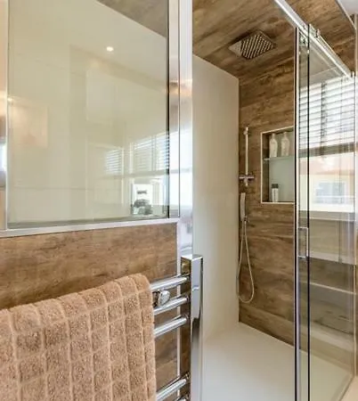 Bonito En Primera Linea Playa *