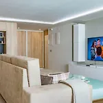 Διαμέρισμα Bonito En Primera Linea Playa Μαρμπέλλα
