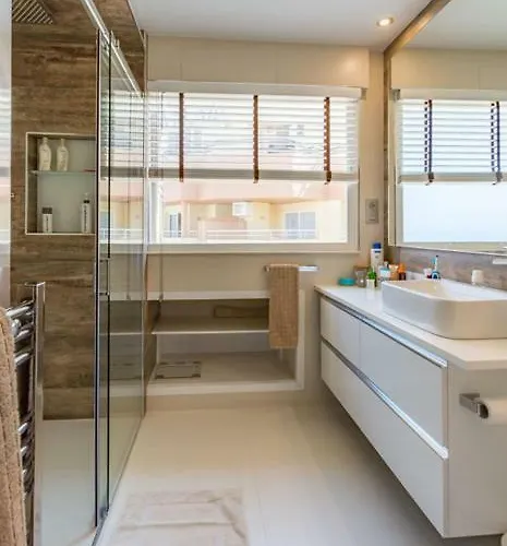 Bonito En Primera Linea Playa *