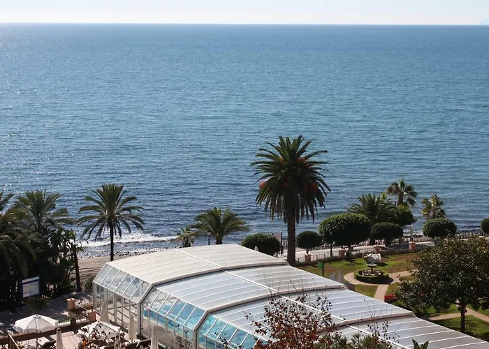 Bonito En Primera Linea Playa Marbella