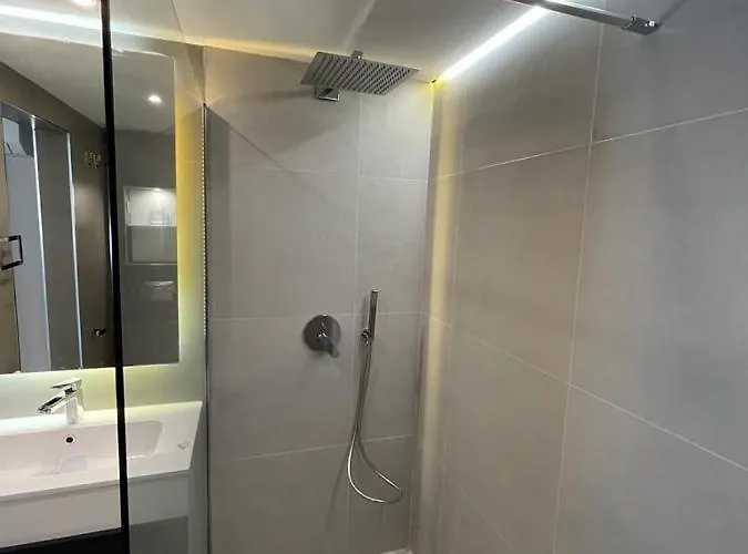 Bonito En Primera Linea Playa マルベーリャ