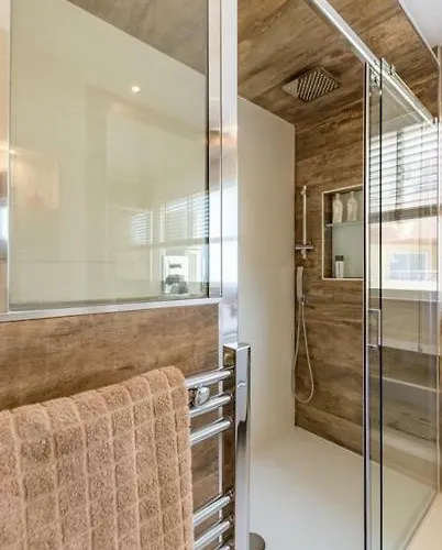 Bonito En Primera Linea Playa *