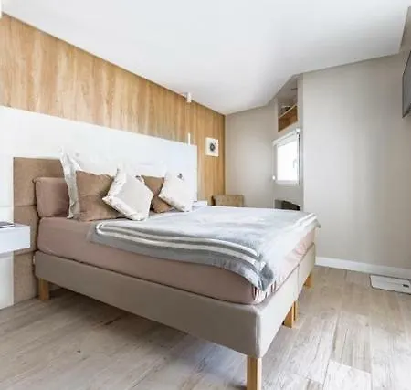 Апартаменты Bonito En Primera Linea Playa Марбелья